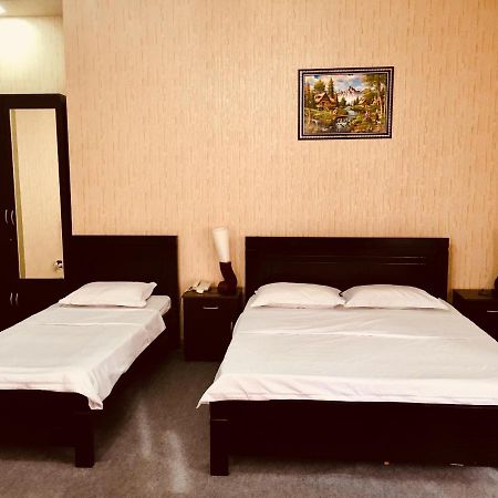 Hotel Nice تبليسي المظهر الخارجي الصورة