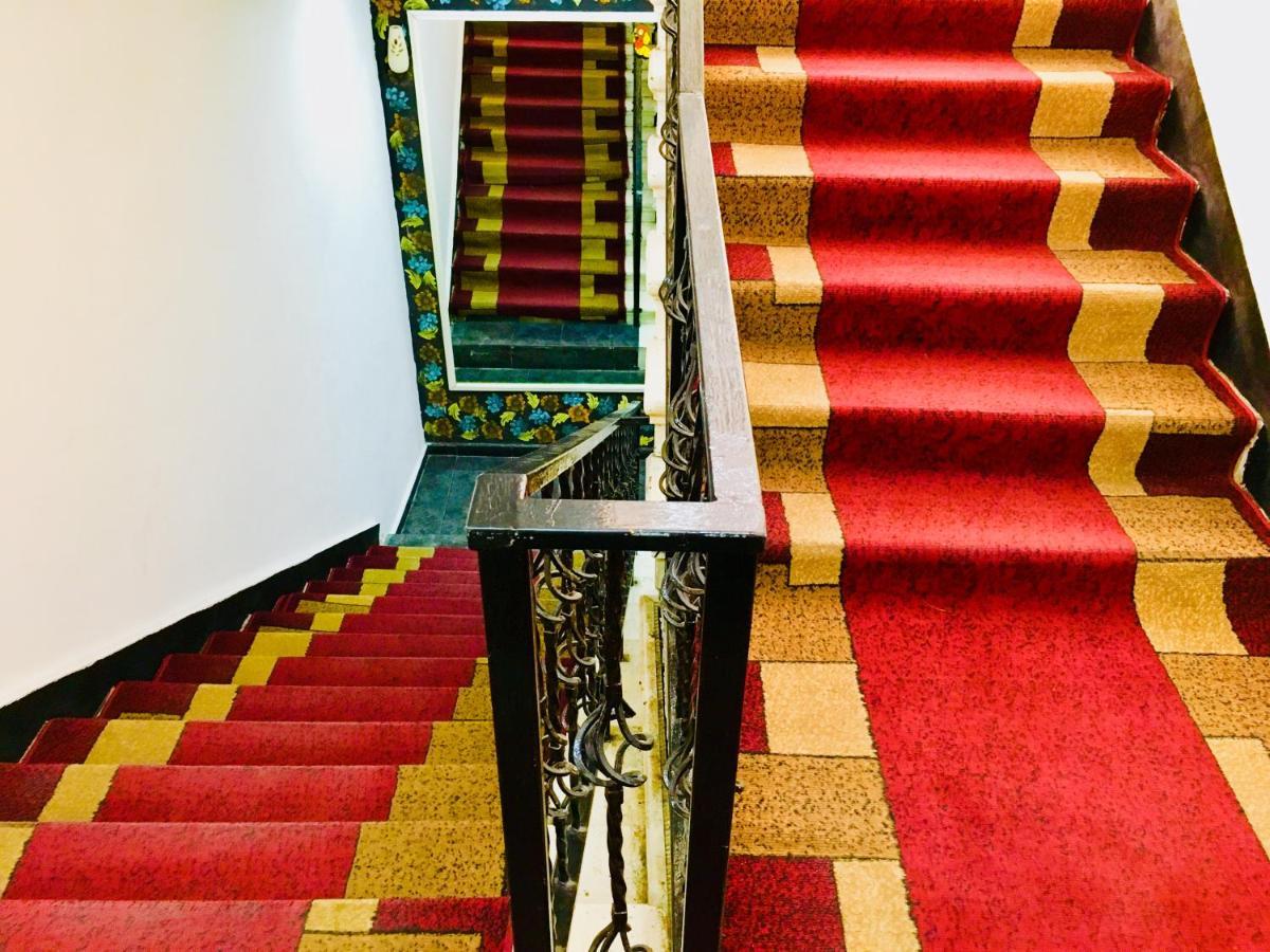 Hotel Nice تبليسي المظهر الخارجي الصورة